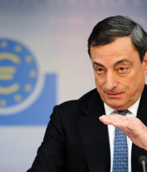 Grazie Mario Draghi Moneta_Positiva_DRAGHI NON MOLLA PRESA, DECISO CONTRO RISCHI DEFLAZIONE